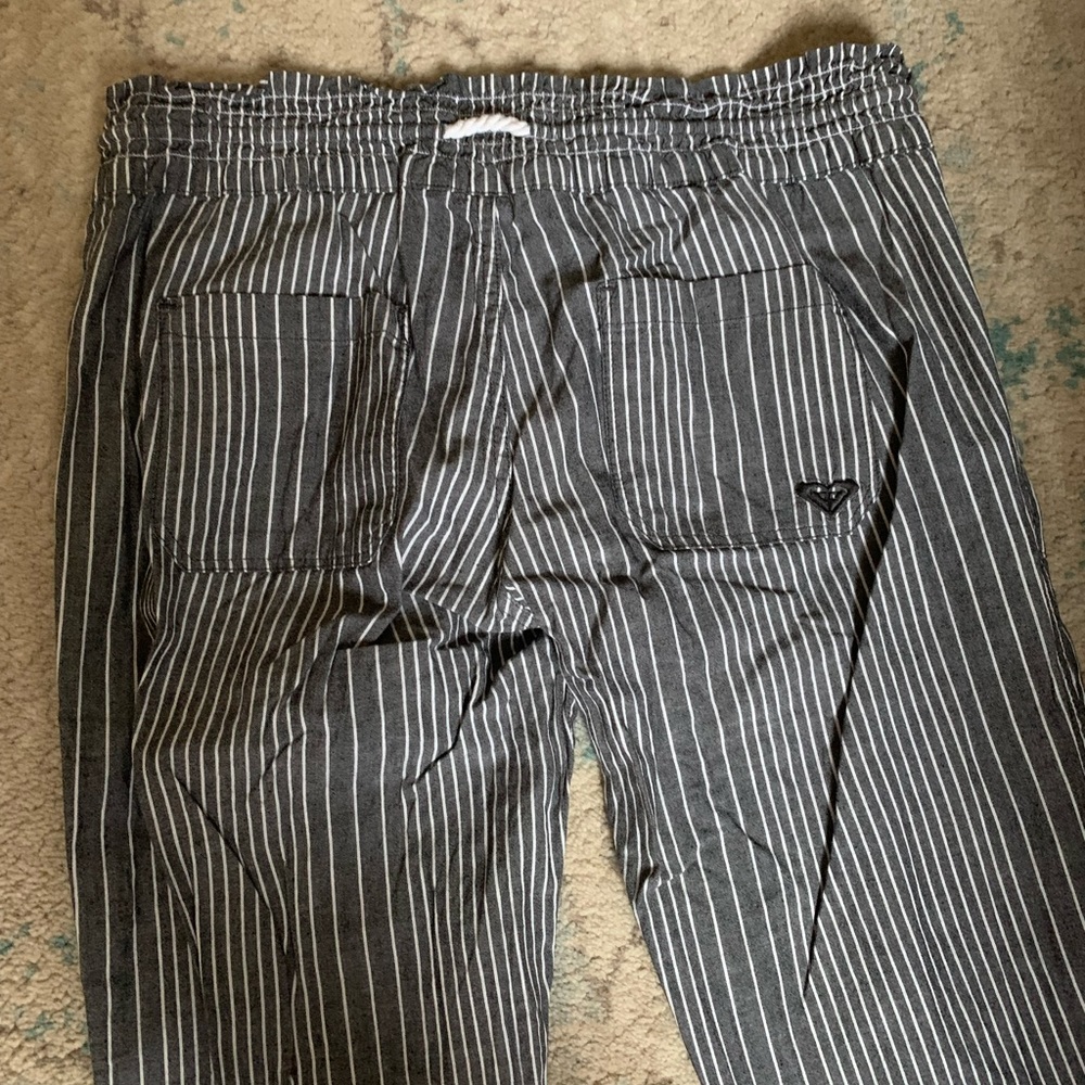 Roxy blue and white striped beach pants size M, fits like a small